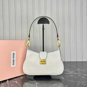 Miü Miü 
Leather Hobo Bag