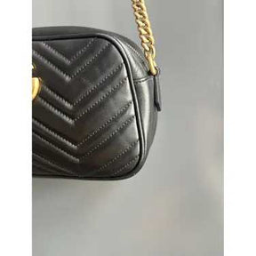 GG Sac bandoulière Marmont Très bon état 
Noir