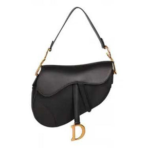 Diôr 
Sac à main Très bon état 
Noir