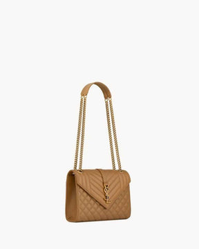 YSL ENVELOPE MEDIUM d’agneau MATELASSÉ
DARK CORK
