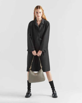 Sac à main souple à l’élégance