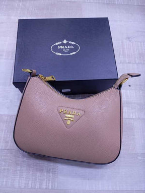 Sac à main souple à l’élégance