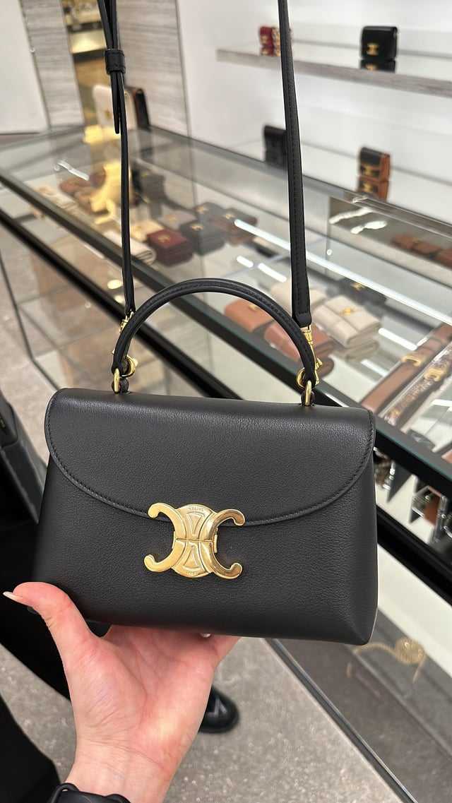 Cêlinë 
Teen Nino Bag
