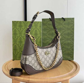 GG Marmont Crossbody Bag