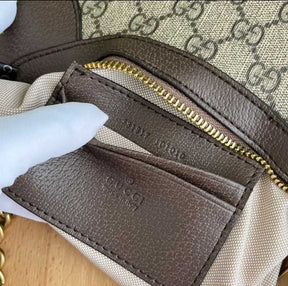 GG Marmont Crossbody Bag
