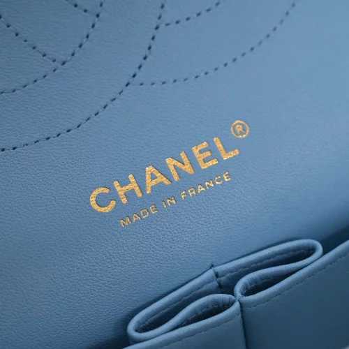 Sac porté épaule Jumbo Chanel Veau Caviar Bleu Clair