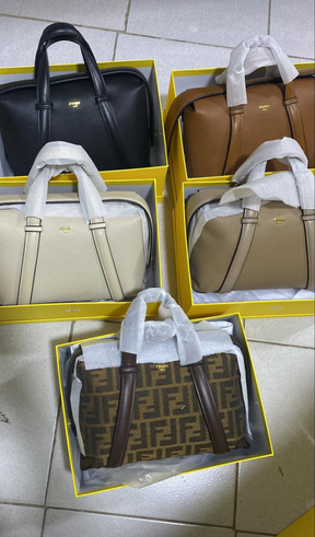 Fêndï 
FF Jacquard Medium Boston Bag