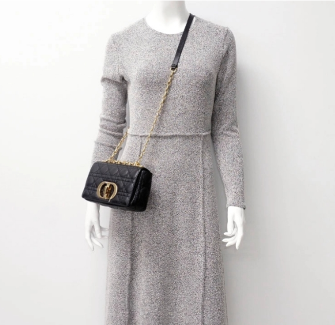 Sac Small Caro Bag
Black Supple Cannage Calfskin