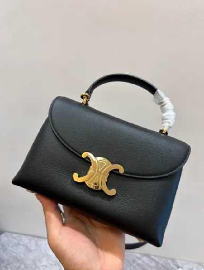 Cêlinë 
Teen Nino Bag