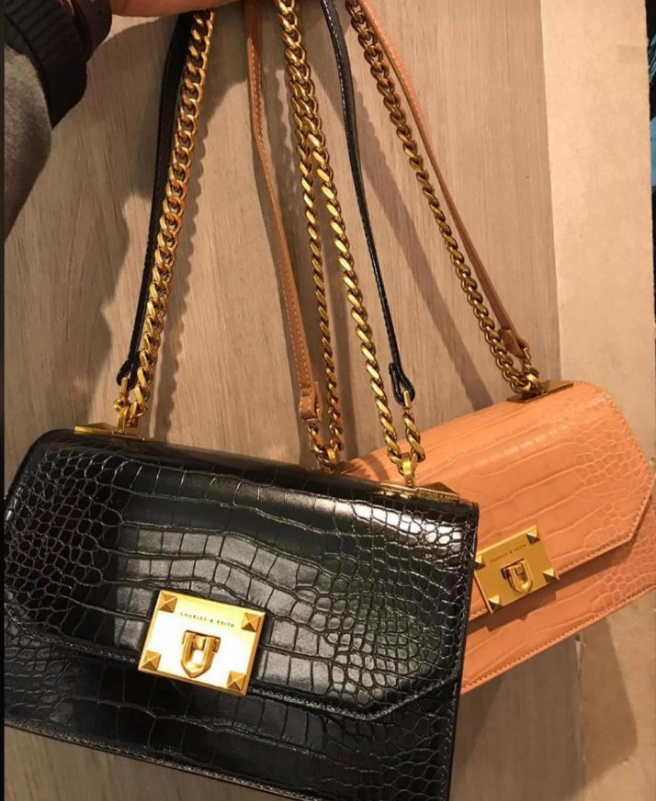 Sac bandoulière chaîne effet croco - Cognac