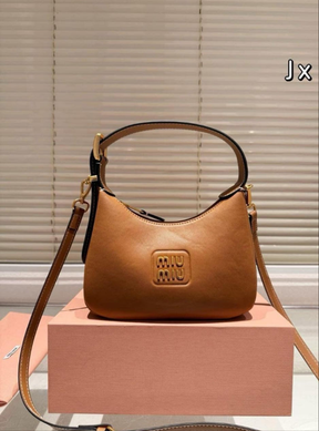 MIÛ MIÜ Sac bandoulière souple
