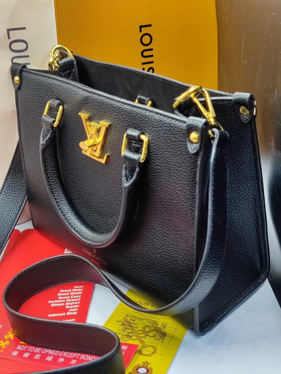 LV Sac Lock & Go