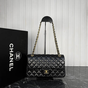 CH@NEL
Lambskin Quilted Medium Double Flap Black