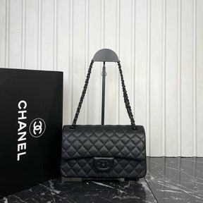 Ch@nel
2018 Black Calfskin Medium Classic Double Flap Bag