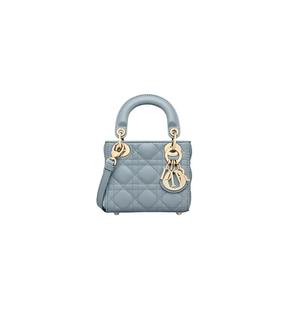 Micro sac Ladÿ Diôr 
d'agneau Cannage couleur cloud blue