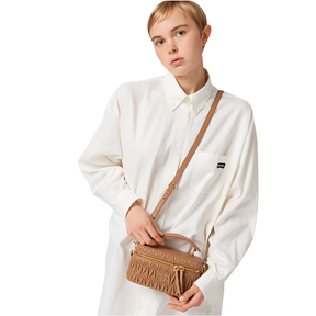 MIÛ MIÜ Sac porté épaule  nappa matelassé
