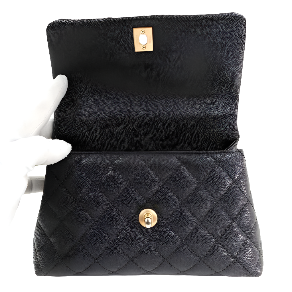 Petit sac à main à rabat en lézard caviar noir
