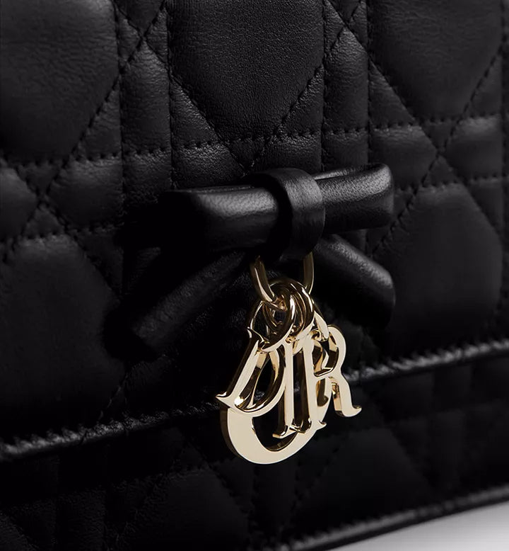 Mini sac My Dior
Cuir d'agneau Cannage noir