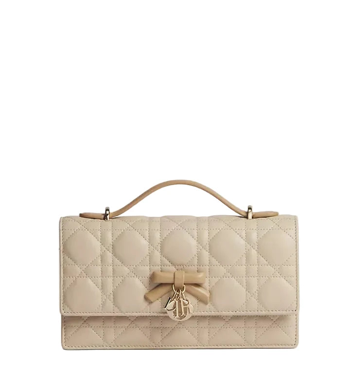 Mini sac My Dior
Cuir d'agneau Cannage bicolore Trench et couleur biscuit