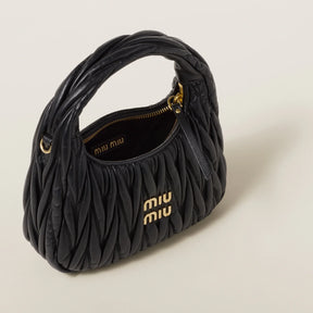 MIÛ MIÜ Sac hobo Wander nappa matelassé