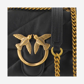 Pïnkô 
Pïnkô Love Mini Puff Bag