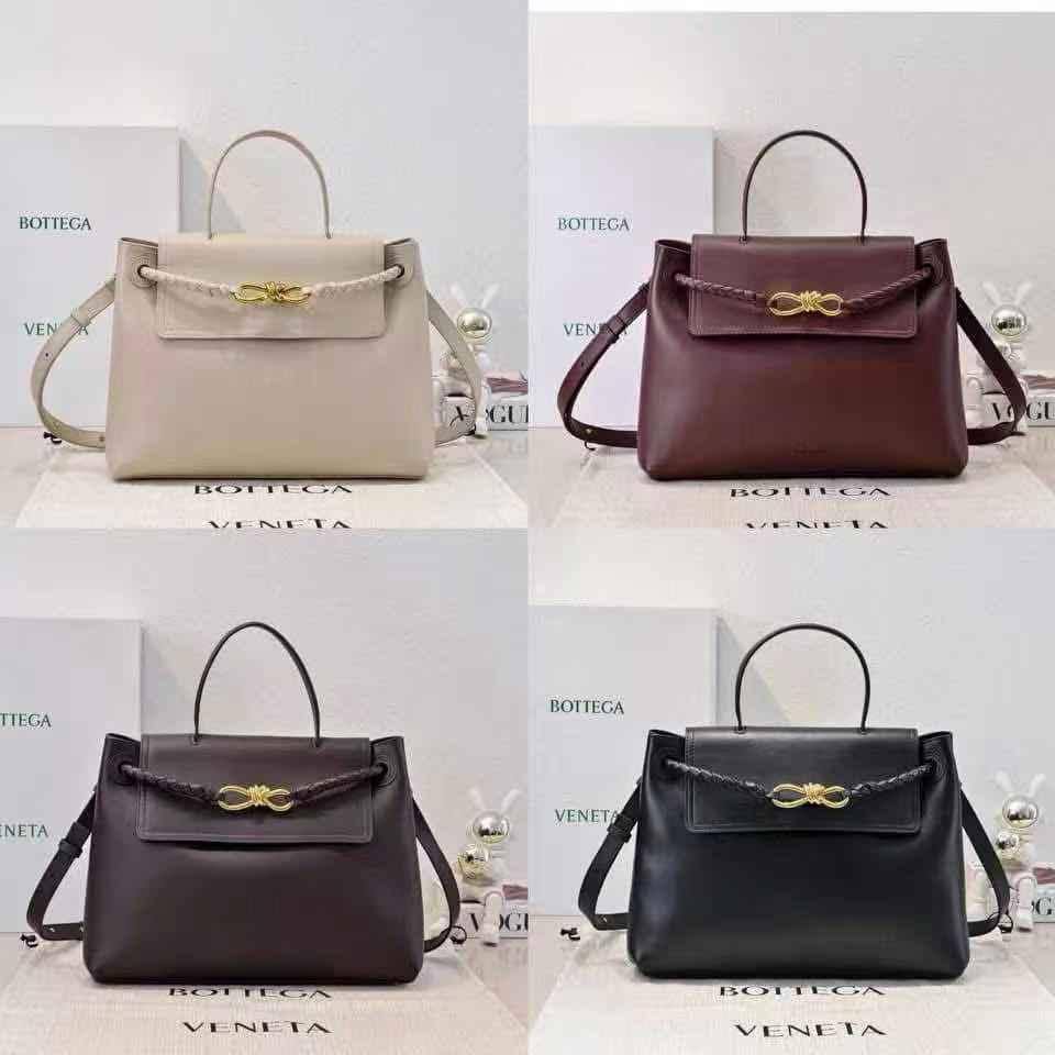 Bottega Vénéta Sac à poignée supérieure en cuir Ciao Ciao de taille moyenne