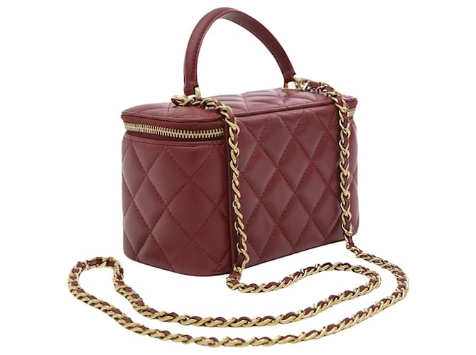 Chanel Vanity Bordeaux