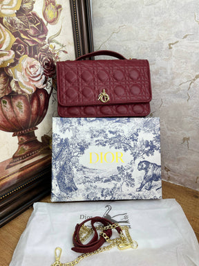 sac à main Diôr Peau de mouton Cannage rouge cerise