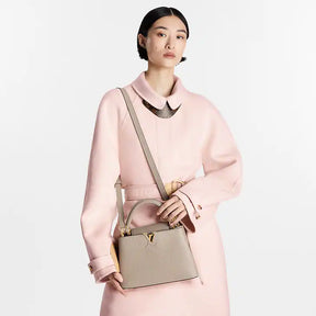 LV Capucines BB En cuir