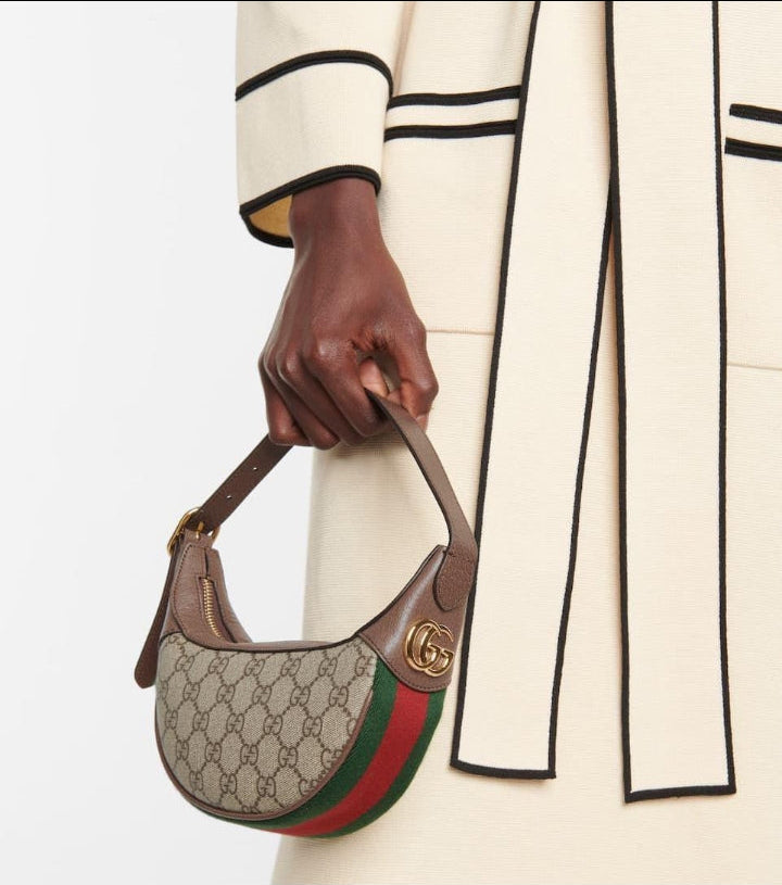 Gucci Sac Ophidia demi-lune en toile enduite GG, mini sac hobo