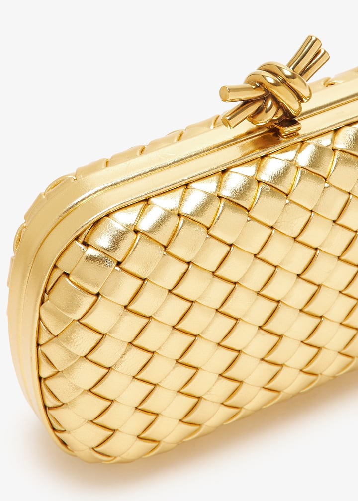 Bôttëga Vênëta 
Knot clutch