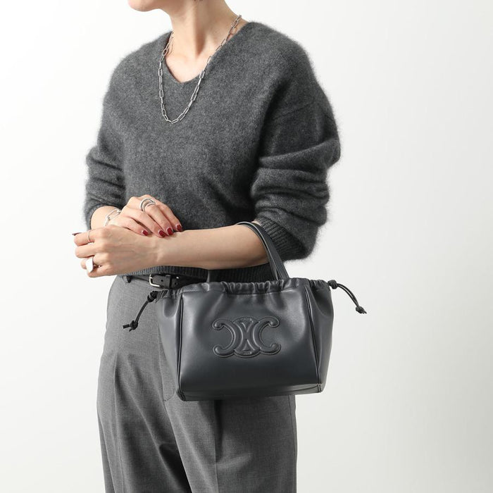 Sac à main CELINE Cabas- Sac porté épaule pour femme en cuir Triomphe