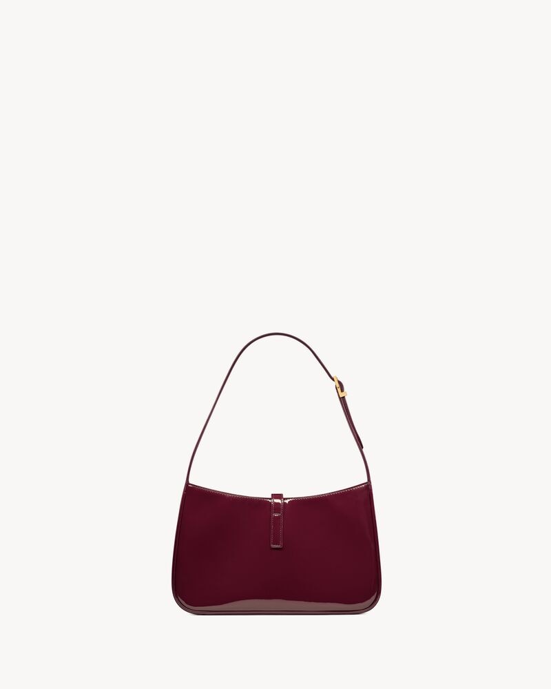 YSL le 5 à 7 verni
DARK RED WINE