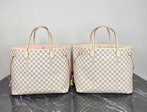 LV Cabas en toile Neverfull
Correct 
Blanc, Toile