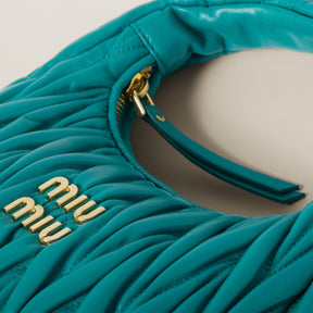 MIÛ MIÜ Sac hobo Wander nappa matelassé