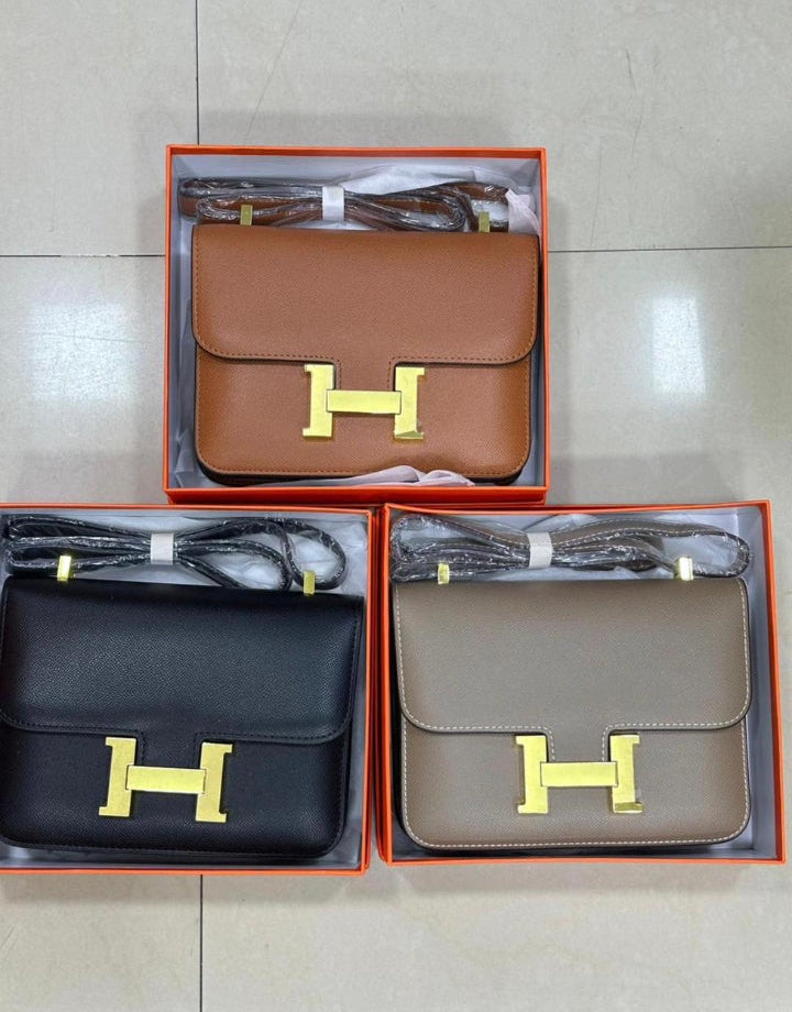 HRMS
Epsom Constance 18 Etoupe