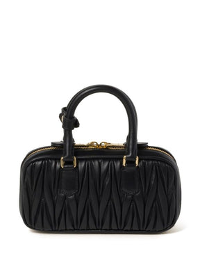 MIÛ MIÛ 
mini sac Arcadie à design matelassé