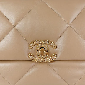 Ch@nel
Sac à main Chanel 19 
Camel