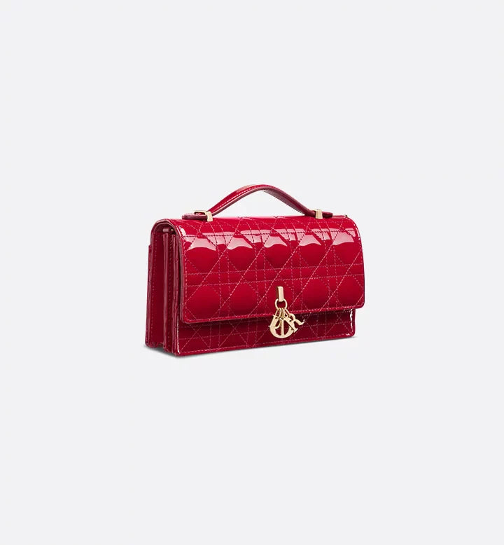 Mini sac My Diôr 
Cannage verni rouge cerise