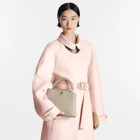 LV Capucines BB En cuir