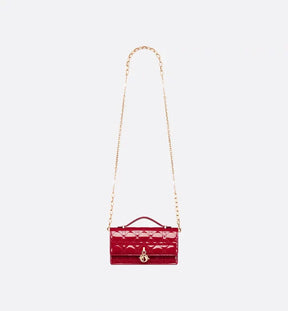 Mini sac My Diôr 
Cannage verni rouge cerise