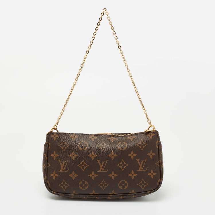 LV 
pochette Multi Accessories