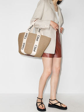 Chlôé
grand sac à main Woody