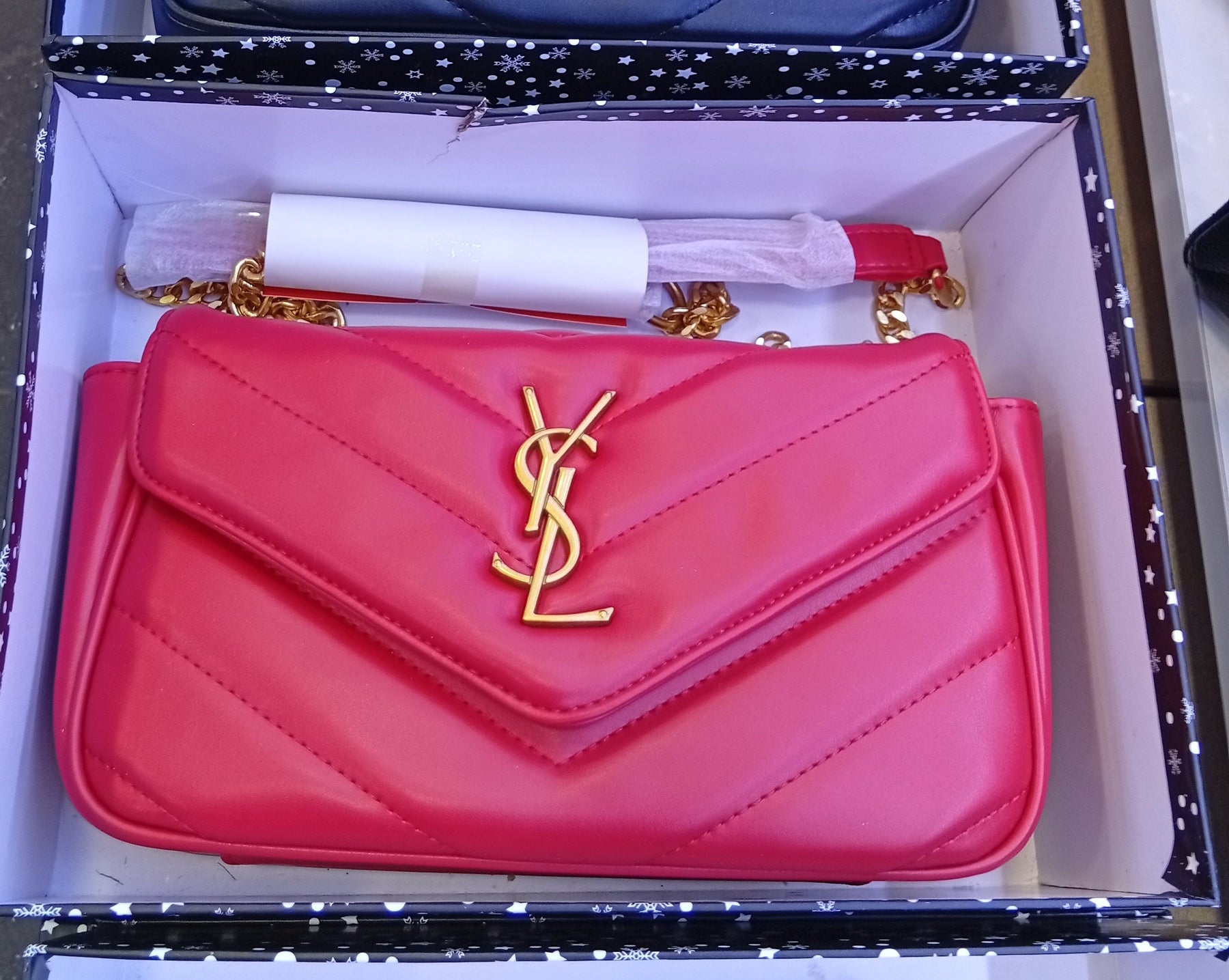 YSL LOULOU MINI d’agneau DEEPLY RED