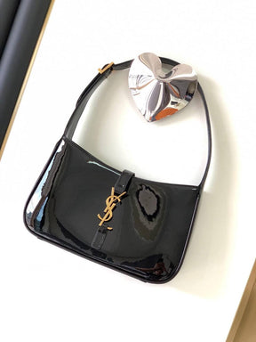 YSL le 5 à 7 verni