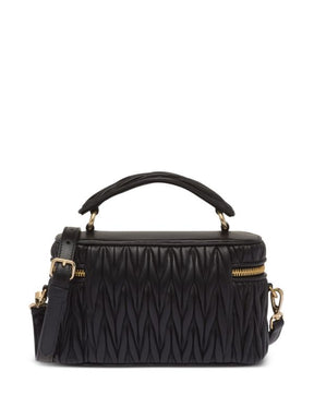 MIÛ MIÜ 
mini sac Nappa à design matelassé