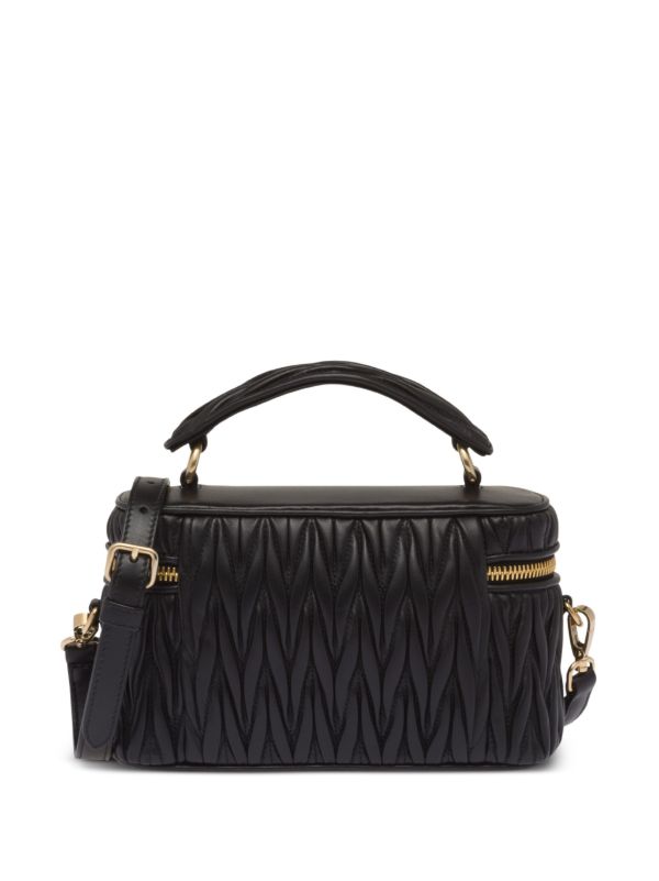 MIÛ MIÜ 
mini sac Nappa à design matelassé