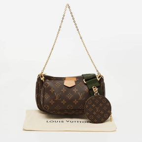 LV 
pochette Multi Accessories