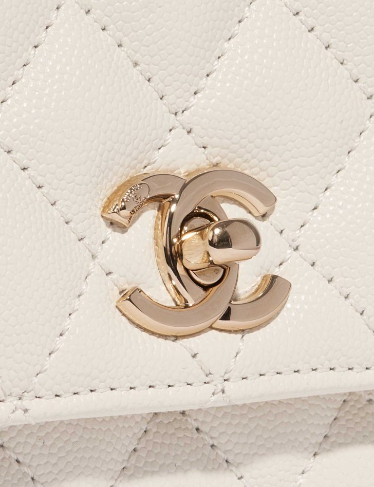 Ch@nel
Classique avec Poignée Extra Mini Veau Grainé Blanc