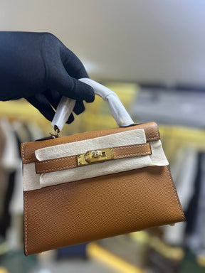 Hermès
Kelly Mini Epsom Gold